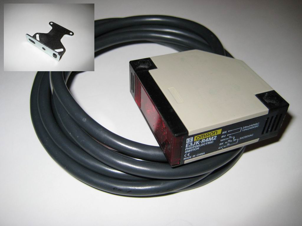 OMRON E3JK-R4M2